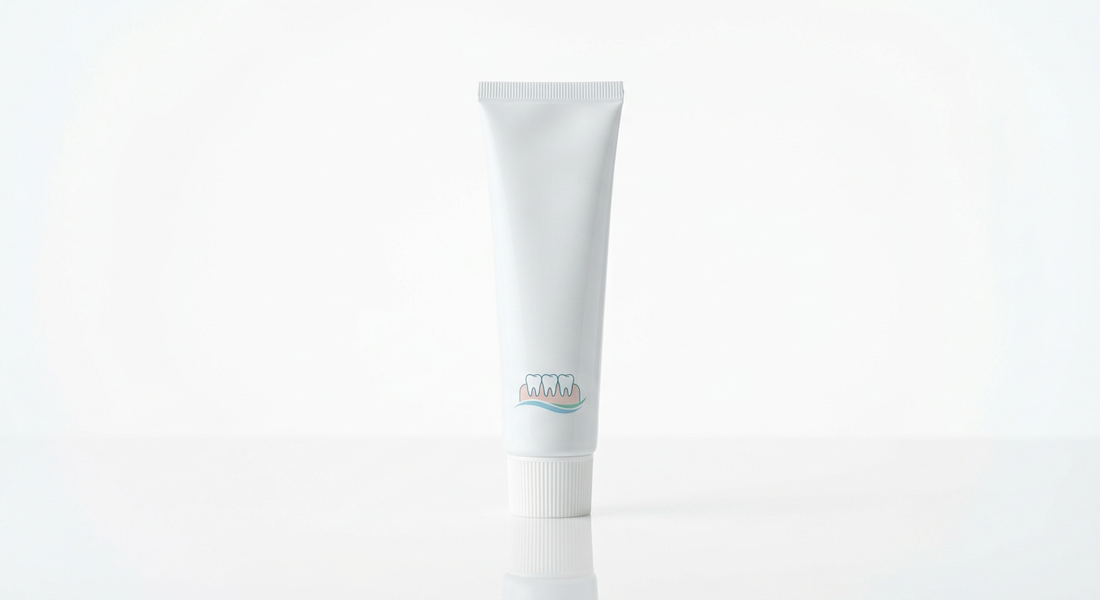 Kukident Haftcreme: Überblick, Varianten und DinaBase7 als Alternative - Arando Gesundheitsmagazin