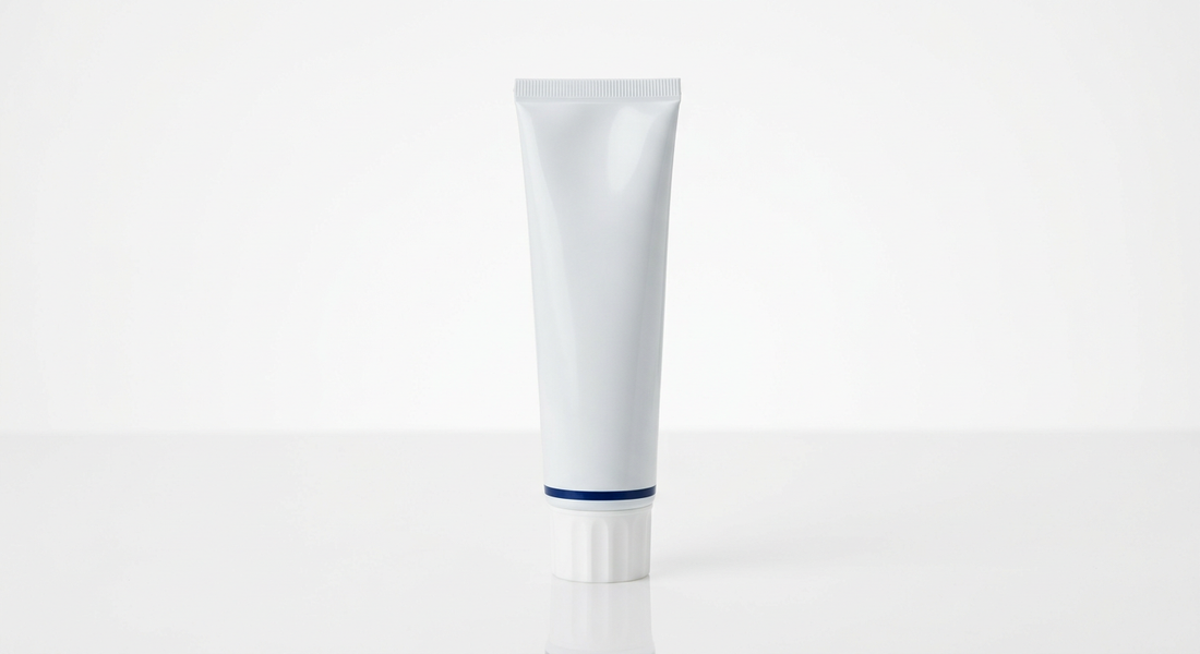 Blend-a-dent Super Haftcreme Extra Stark: Inhaltsstoffe, Wirkung und Alternativen - Arando Gesundheitsmagazin